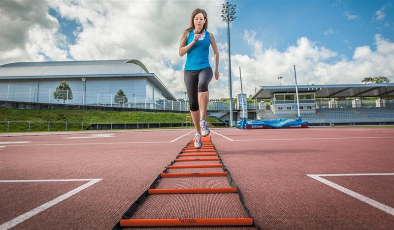 Heavy Duty Round Rung Ladder - Part of the Perform Better UK Range